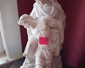Lot 166  Hollow Plaster statue Mary and Jesus   100