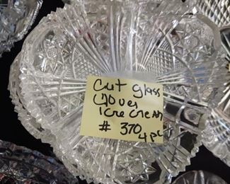 Lot 370   set 4 Cut Glass Ice Cream small dishes   25 set