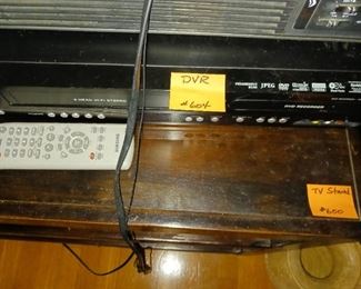 Lot  604     DVR  for DVD's     30