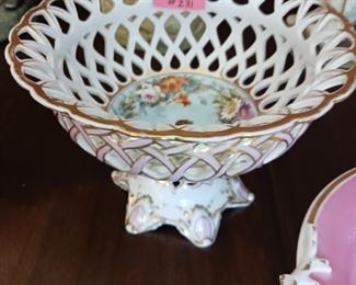 Lot 221    Old Paris Pierced Mantle Bowl         50