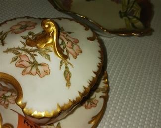 Lot 222 Group lot art Nouveau  2 pieces   20