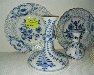Lot 704  Group Lot Blue Meissen 4 pcs  150
