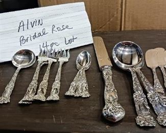 Alvin Bridal Rose  14 pc Lot  200 (No other prices online