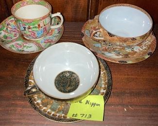 Lot 713   Group lot Old Japanese cups and saucers   30 