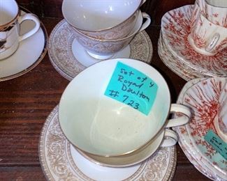 Lot 723 set Royal Doulton Cups and saucers    20