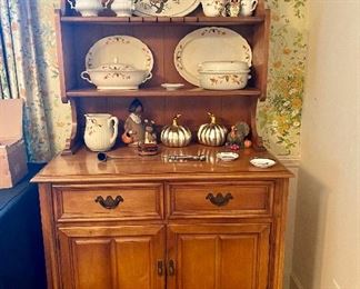 Medium Size Maple Hutch