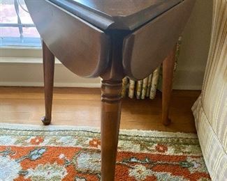 Drop Leaf Corner Table