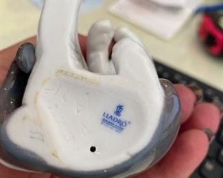 Lladro  with Cat with Mouse