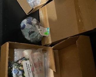 Art and Craft Kits and Supplies