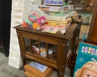 Handy Vintage Side Table. Vintage Games and there in the corner is Amazing Amy!