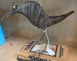 Wire bird sculpture 