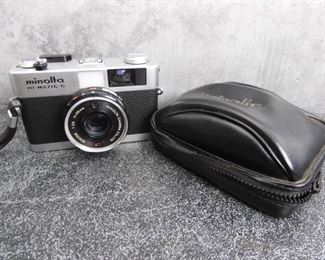 Vintage Minolta Hi-Matic G Film Camera with Case