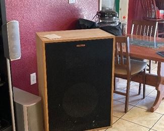 Vintage Klipsch floor speakers - with certificates and original boxes from the 80's. Retail is $4500