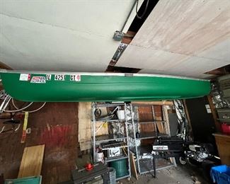 1985 16 ft Coleman green Scanoe