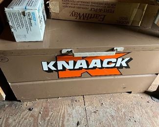 Vintage KNAACK steel  tool storage chest large