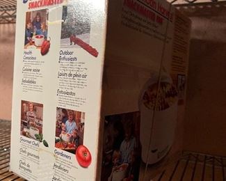 American Snackmaster food dehydrator