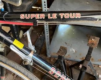 Vintage Schwinn Super Le Tour Xtra Lite mens' bike