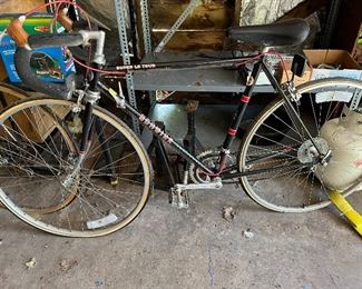 Vintage Schwinn Super Le Tour Xtra Lite mens' bike