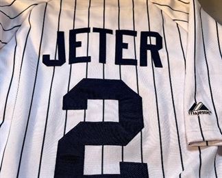 Vintage New York Yankees Derek Jeter #2 Majestic Jersey 