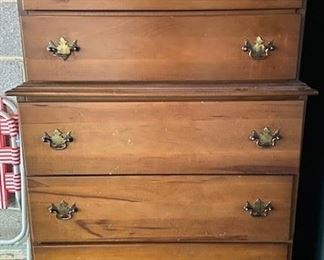 Chest of drawers