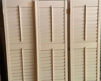 Plantation shutters