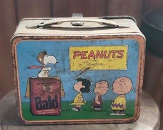 Peanuts metal lunch box