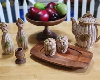 TILSO Tea, oil and vinegar and salt and pepper set 