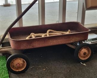 Radio flyer wagon 
