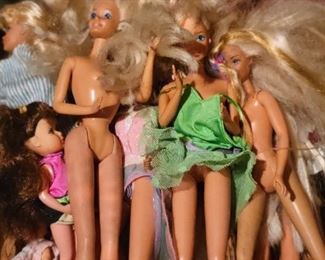 Barbies, Skipper and more 