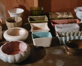 Planters ( some Hull) and floral supplies 