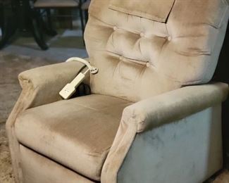 Lift recliner 