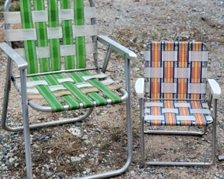 Vintage lawn chairs 