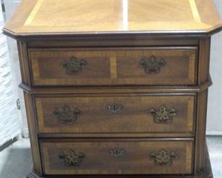 Lane 3 Drawer Oak Night Stand or End Table with Pretty Inlaid Pattern on Top and Front of Drawers