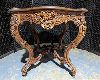 Splendid Carved Antique Rococo Serpentine Table