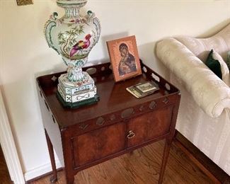 Queen Anne style table 