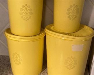 Vintage Tupperware Canister set (new-Never used).