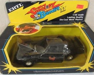 1980 Die Cast 1/25 Scale Smokey and the Bandit Pontiac Car