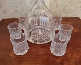 Decanter Crystal 9H X 4.5Dia. with 6 Shot glasses