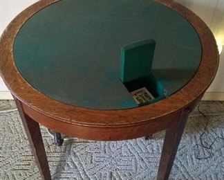 Round Card Table reversable top, oak