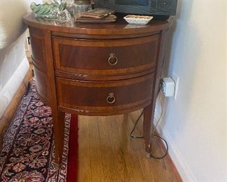 Ethan Allen Newport collection mahogany end table.
