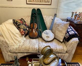 Old banjo and violin.
