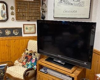 Sony flat screen TV.