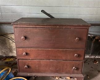 3 drawer chest