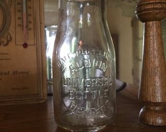 Albion Universal Bottle in pint size, also in great condition. 