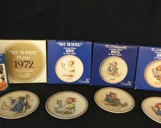 Vintage Hummel 1970s Annual Plates 4  4th Edition Hummel Guide Book