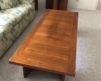 Mid-century Kroehler coffee table 