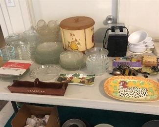 Tons of vintage glassware, plates and pans 