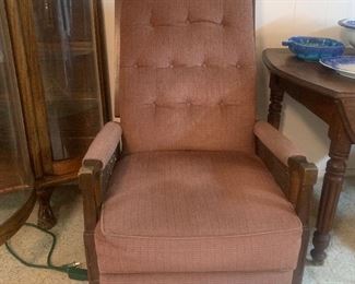 Burris mid century modern recliner