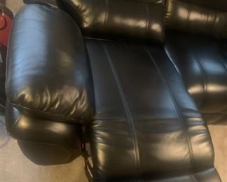 Leather Love Seat W Electric Recliners on Both Ends
