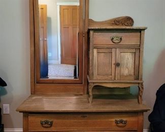  Early 1900s, Impressively Large American Oak Chevelle Dresser with Mirror.
